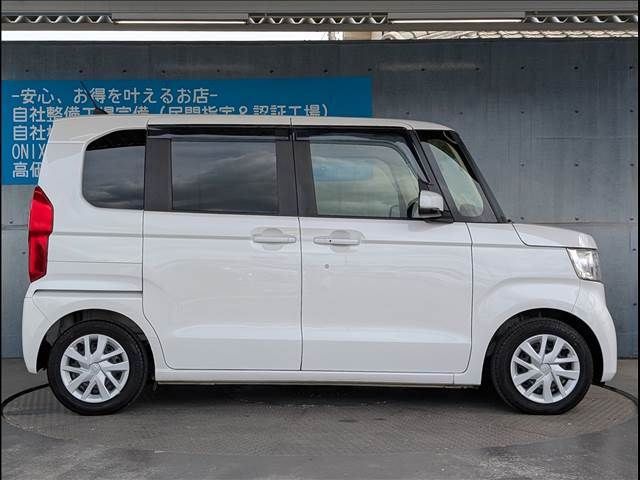 HONDA N BOX 2018 Image 31