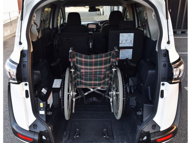 TOYOTA SIENTA 2020 Image 31