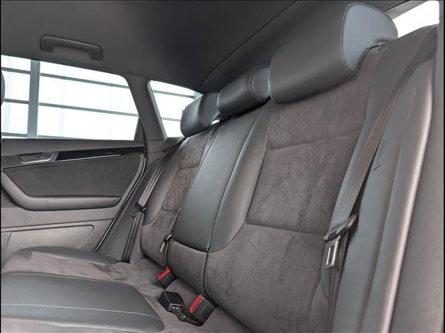 AUDI S3 SPORTBACK 2010 Image 31