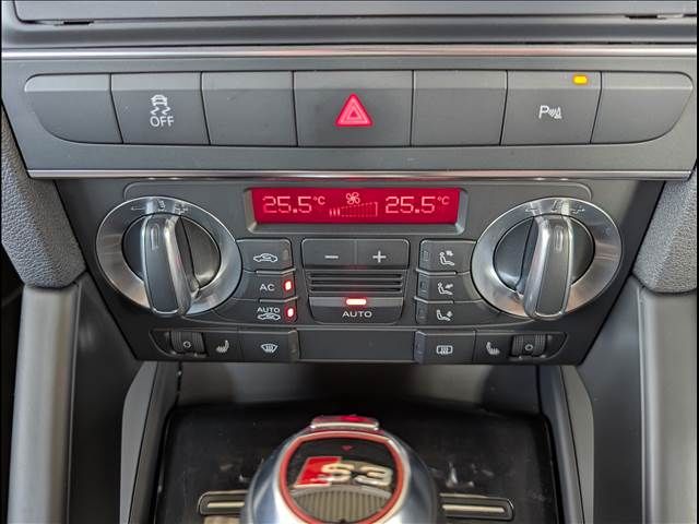 AUDI S3 SPORTBACK 2010 Image 31