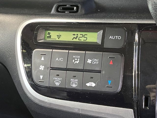 HONDA N BOX 2015 Image 31