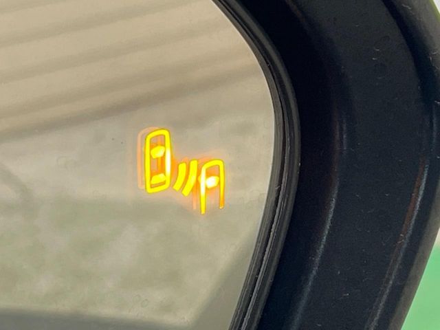 TOYOTA YARIS CROSS HYBRID 2023 Image 31