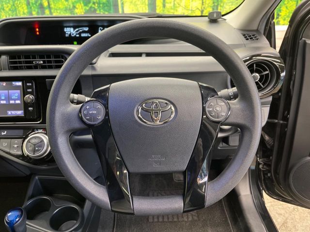 TOYOTA AQUA 2017 Image 31