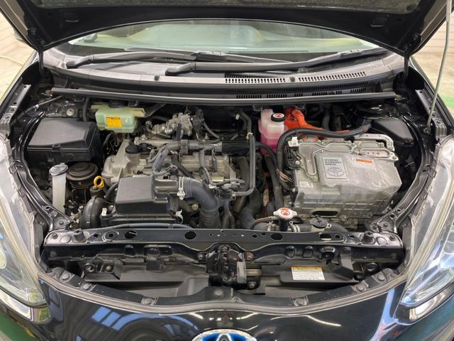 TOYOTA AQUA 2017 Image 31