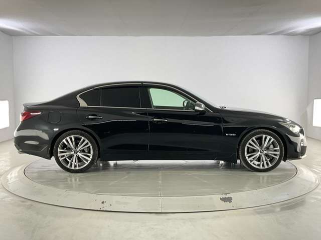 NISSAN SKYLINE HYBRID 4WD 2018 Image 31