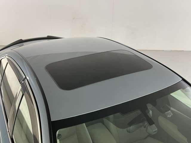 NISSAN SKYLINE HYBRID 4WD 2016 Image 31