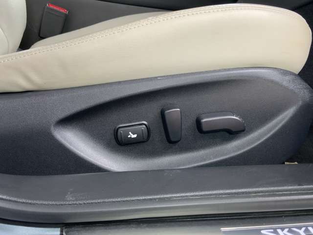 NISSAN SKYLINE HYBRID 4WD 2016 Image 31