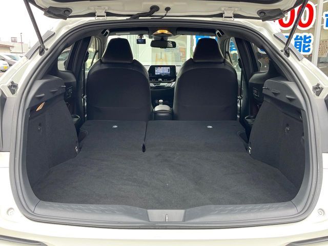 TOYOTA C-HR 2019 Image 31