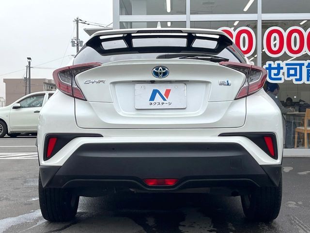 TOYOTA C-HR 2019 Image 31