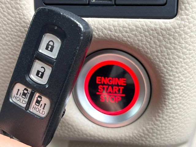 HONDA N BOX 2017 Image 31