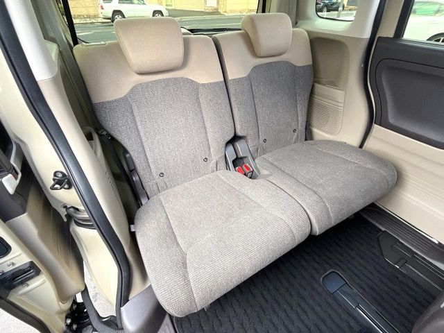 HONDA N BOX 2017 Image 31