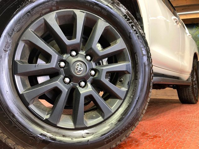 TOYOTA LANDCRUISER PRADO 2023 Image 31