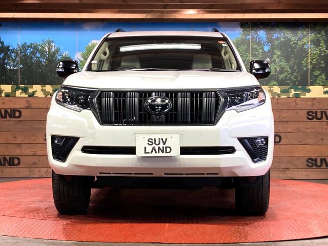 TOYOTA LANDCRUISER PRADO 2023 Image 31