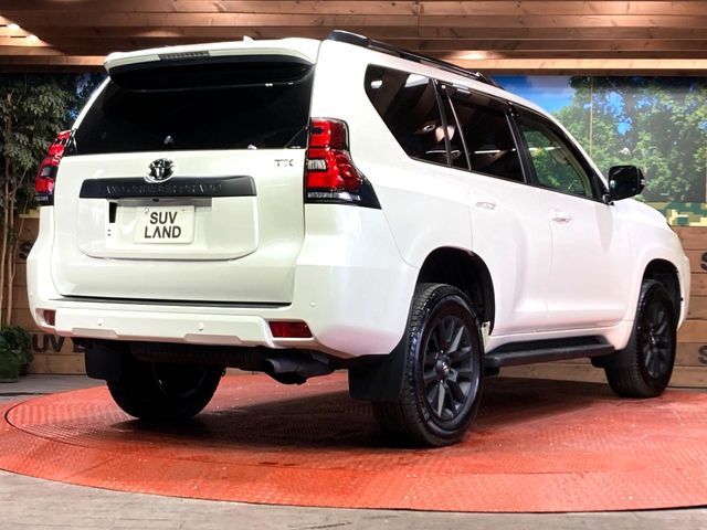 TOYOTA LANDCRUISER PRADO 2023 Image 31