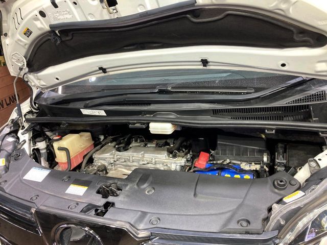 TOYOTA VELLFIRE 2017 Image 31