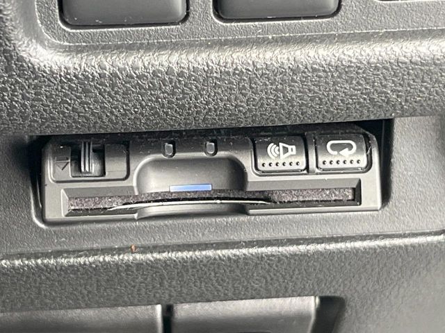 NISSAN JUKE 2011 Image 31