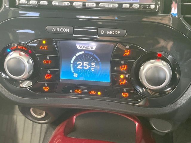 NISSAN JUKE 2011 Image 31