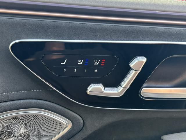 MERCEDES BENZ EQS 2023 Image 31