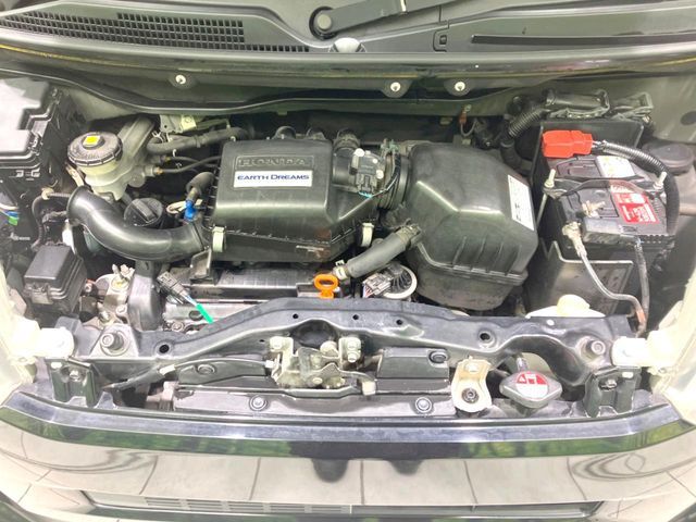 HONDA N BOX 2016 Image 31