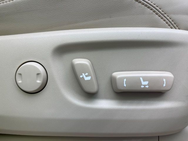 TOYOTA LANDCRUISER PRADO 2023 Image 31