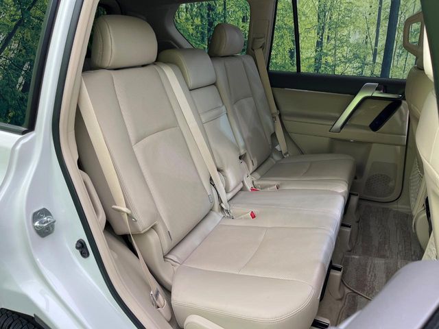 TOYOTA LANDCRUISER PRADO 2023 Image 31