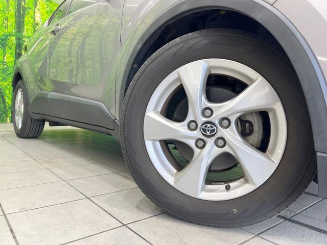 TOYOTA C-HR 2018 Image 31