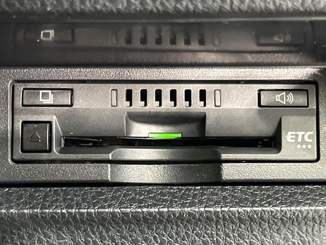 TOYOTA VOXY 2019 Image 31