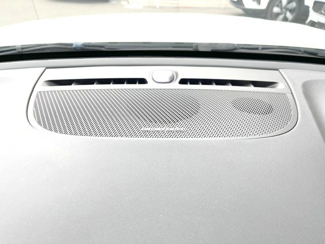 VOLVO XC40 2021 Image 31