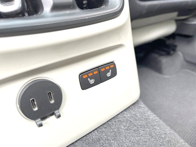 VOLVO XC40 2021 Image 31