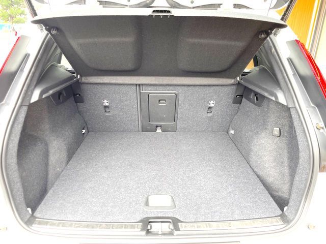 VOLVO XC40 2021 Image 31