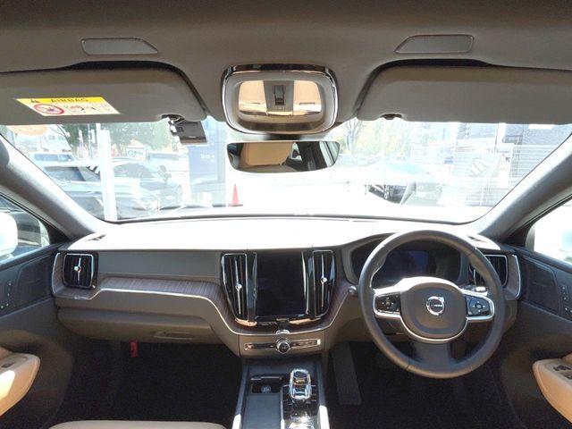 VOLVO XC60 2022 Image 31