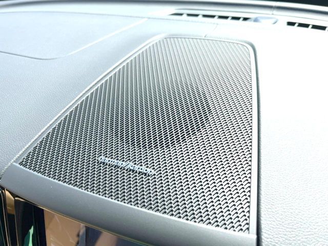 VOLVO XC60 2022 Image 31