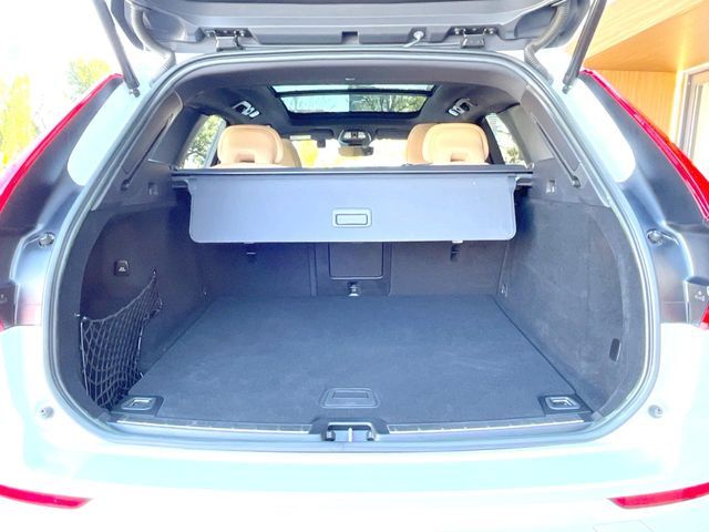 VOLVO XC60 2022 Image 31