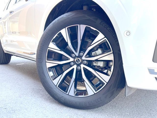 VOLVO XC60 2022 Image 31