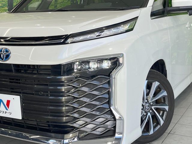 TOYOTA VOXY HYBRID 2023 Image 31