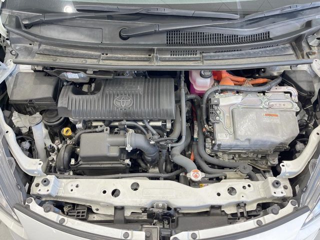 TOYOTA SIENTA HYBRID 2021 Image 31