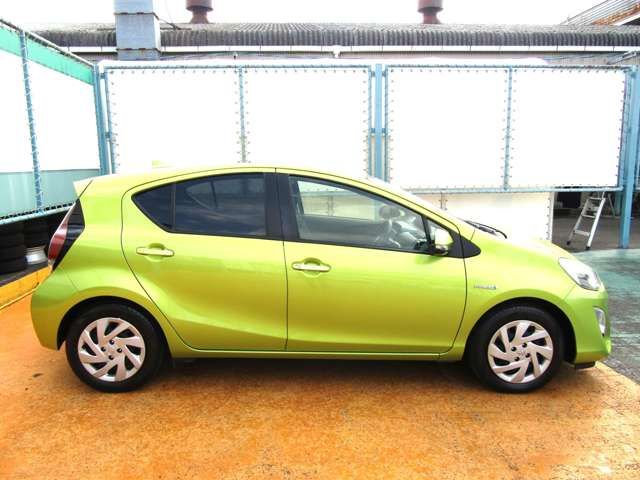 TOYOTA AQUA 2015 Image 31