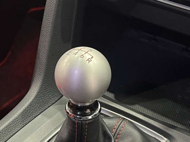 HONDA CIVIC HATCHBACK 2019 Image 31