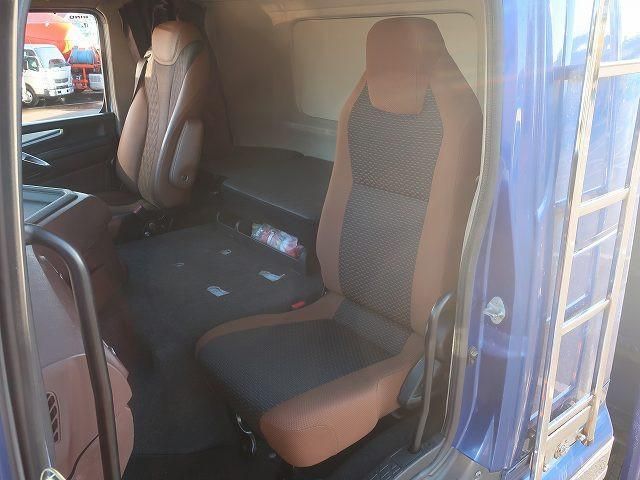 HINO PROFIA 2020 Image 31