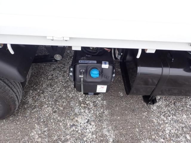 MITSUBISHI CANTER 2025 Image 31