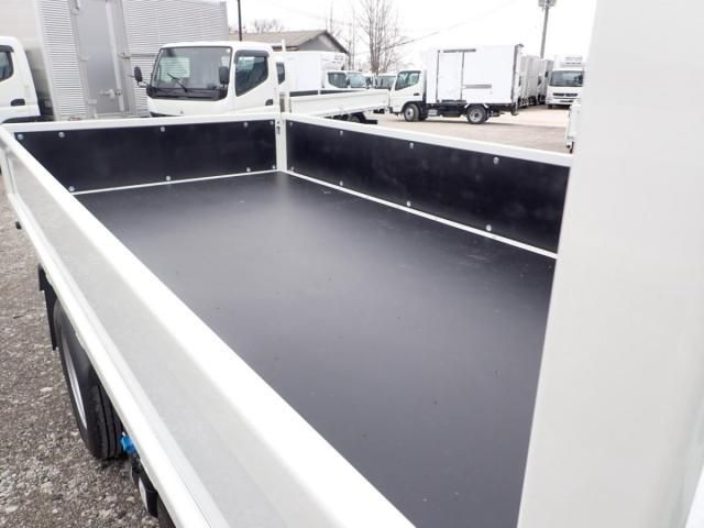 MITSUBISHI CANTER 2025 Image 31