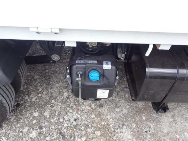 MITSUBISHI CANTER 2025 Image 31