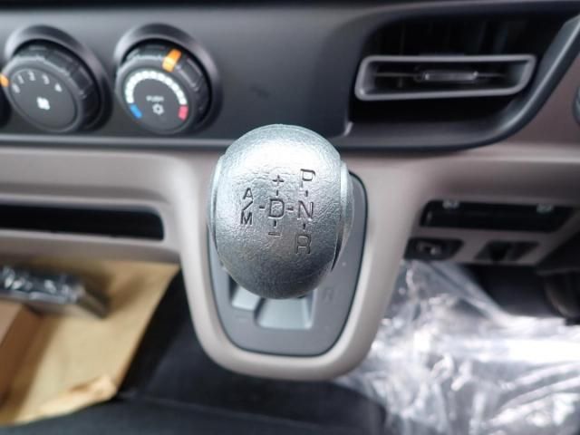 MITSUBISHI CANTER 2025 Image 31