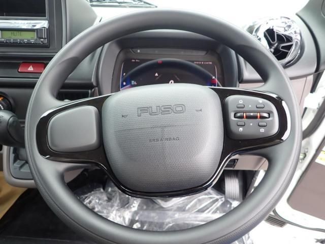 MITSUBISHI CANTER 2025 Image 31