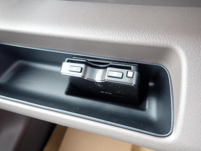 MITSUBISHI CANTER 2025 Image 31