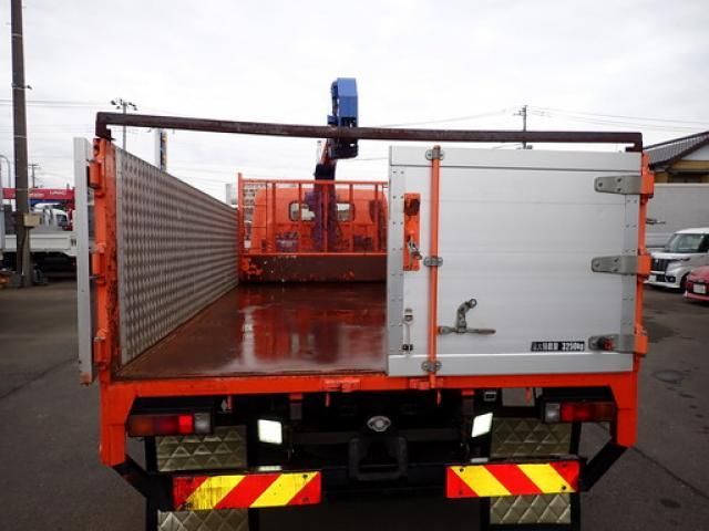 MITSUBISHI CANTER 2019 Image 31