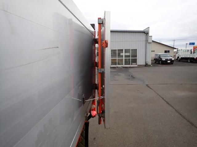 MITSUBISHI CANTER 2019 Image 31