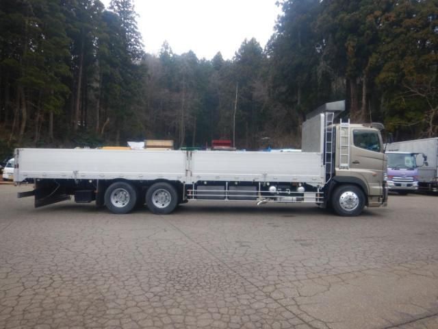 HINO PROFIA 2006 Image 31