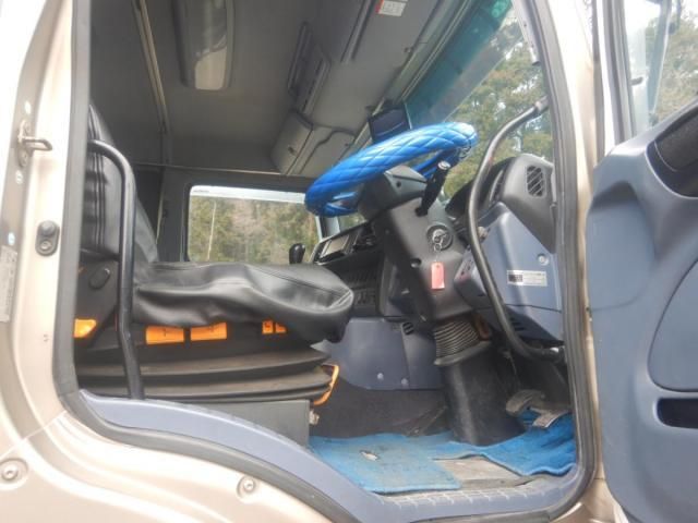 HINO PROFIA 2006 Image 31