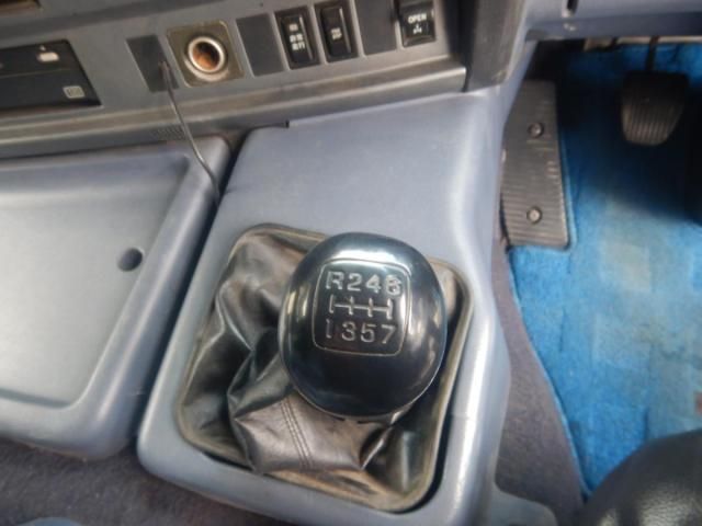 HINO PROFIA 2006 Image 31